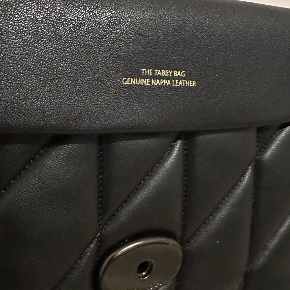 Tabby Shoulder Bag 33 With Pillow Quilting And Charms - Picture 7 of 7